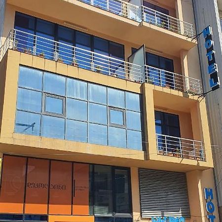 Blossom Hotel Μπατούμι Εξωτερικό φωτογραφία