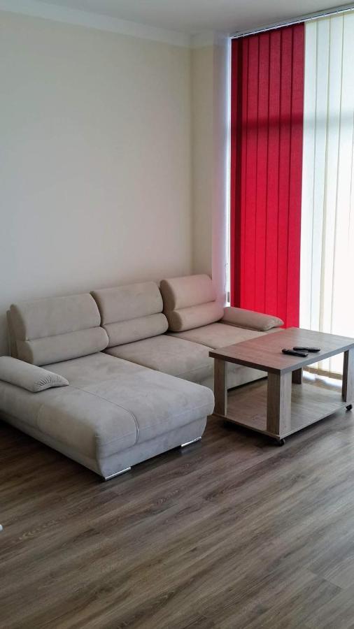 Blossom Hotel Μπατούμι Εξωτερικό φωτογραφία