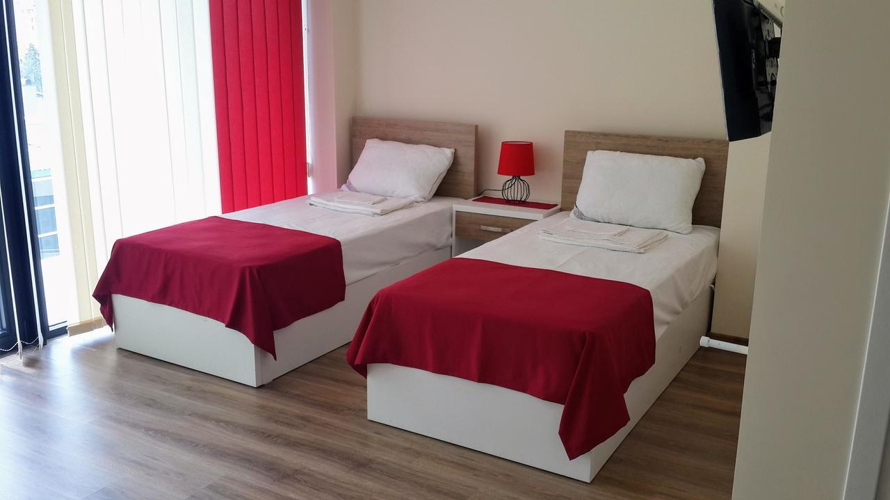 Blossom Hotel Μπατούμι Εξωτερικό φωτογραφία