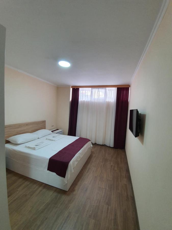 Blossom Hotel Μπατούμι Εξωτερικό φωτογραφία