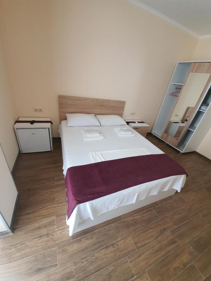 Blossom Hotel Μπατούμι Εξωτερικό φωτογραφία